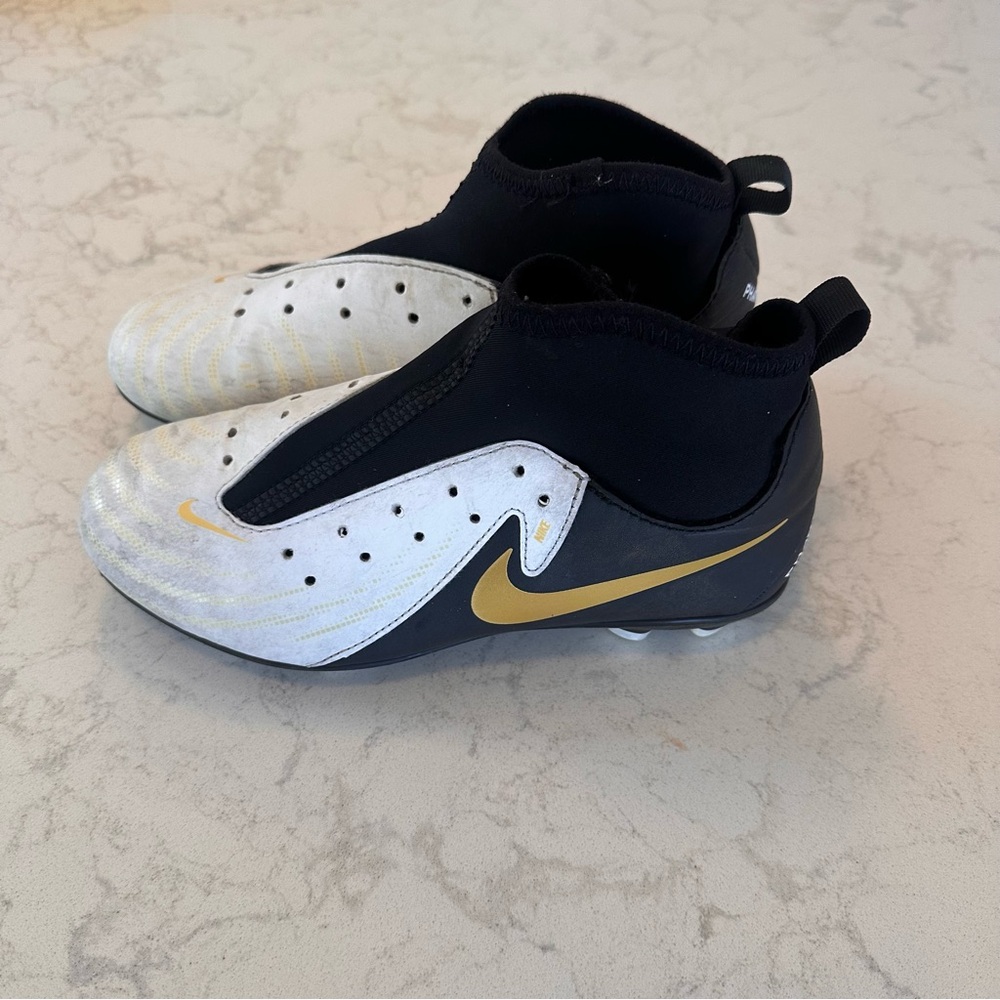 Nike Jr Phantom Luna II Academy VG Soccer Cleats FJ2601-100 Youth Sz: 3Y - Picture 6 of 9